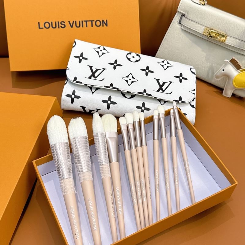 Louis Vuitton Makeup Brushe